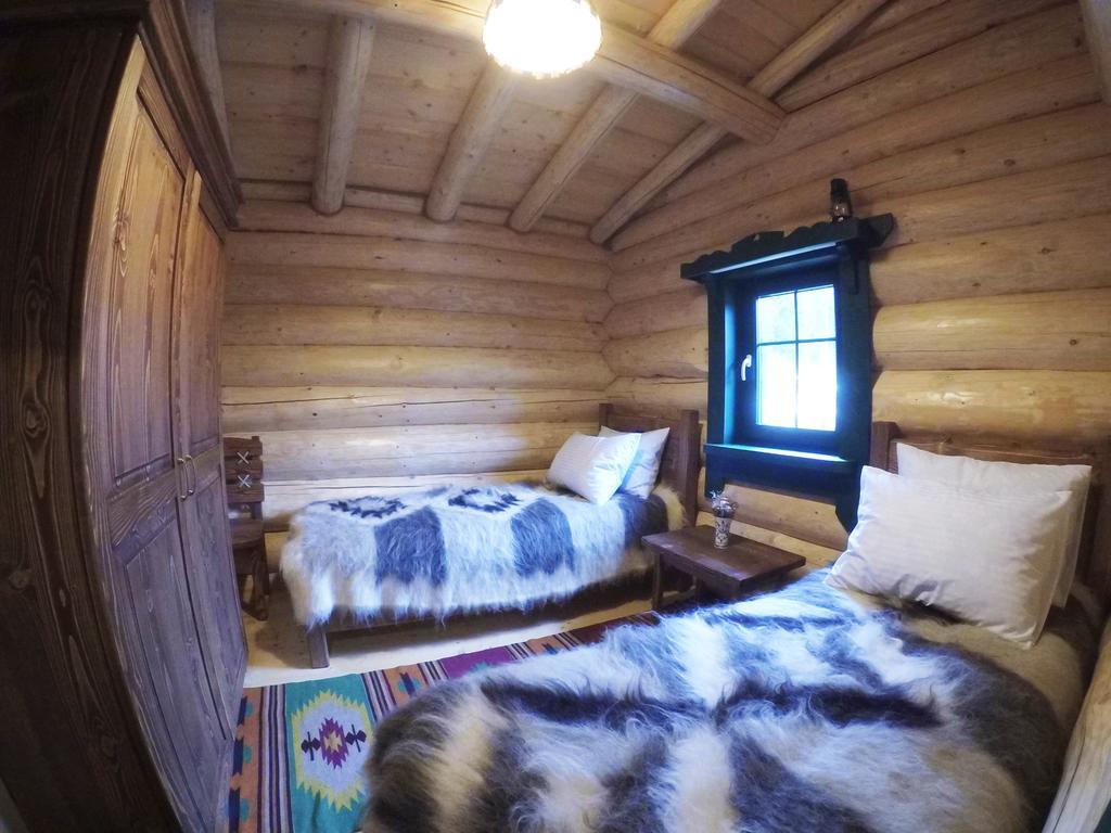 Kosmach Eco House Butinarヴィラ エクステリア 写真