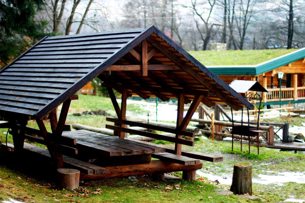 Kosmach Eco House Butinarヴィラ エクステリア 写真