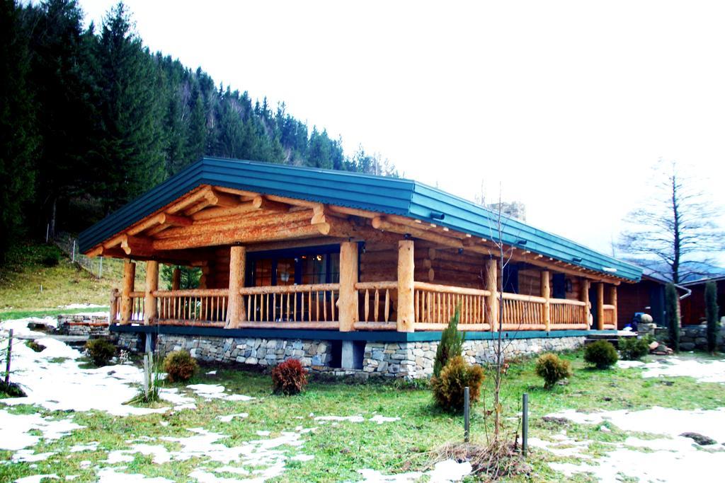 Kosmach Eco House Butinarヴィラ エクステリア 写真