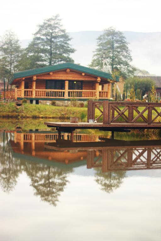 Kosmach Eco House Butinarヴィラ エクステリア 写真