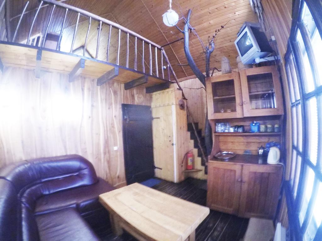 Kosmach Eco House Butinarヴィラ エクステリア 写真